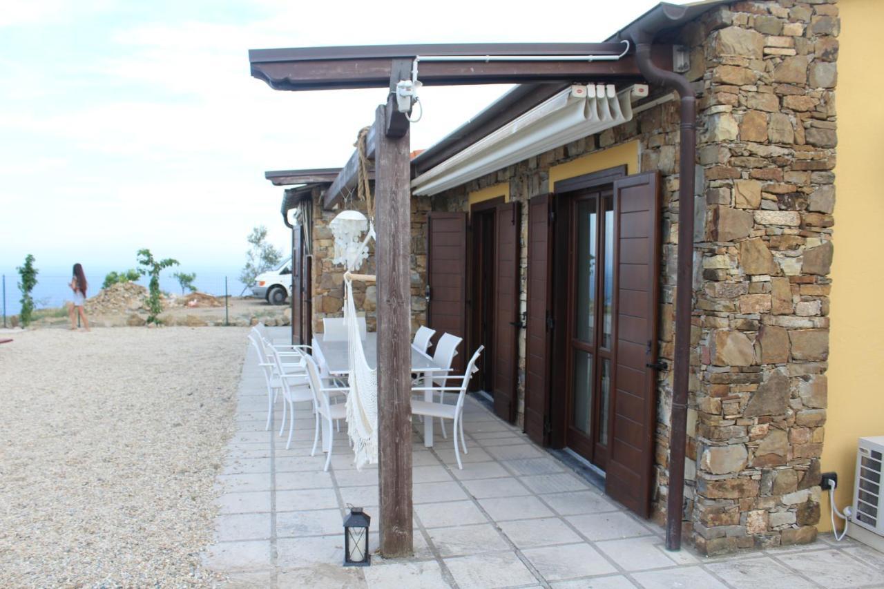 Villa Clicla - Pool, Sea,Hommock Swing And Laziness Imperia Luaran gambar