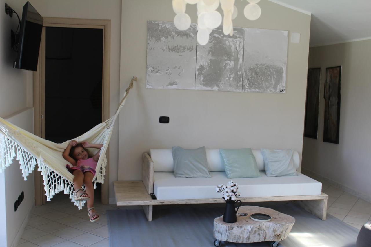 Villa Clicla - Pool, Sea,Hommock Swing And Laziness Imperia Luaran gambar