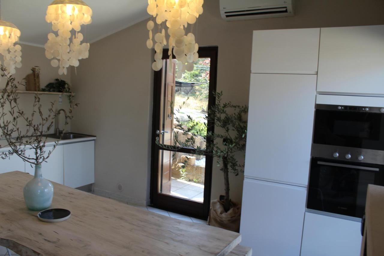 Villa Clicla - Pool, Sea,Hommock Swing And Laziness Imperia Luaran gambar